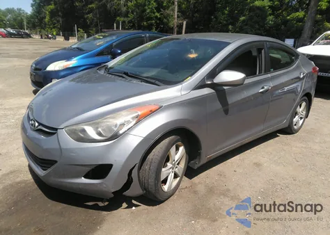 2012 Hyundai Elantra Gls (Ulsan Plant) z USA, uszkodzony, nr VIN KMHDH4AE0CU362656